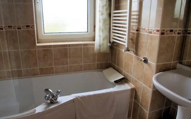 Jamelia Loft