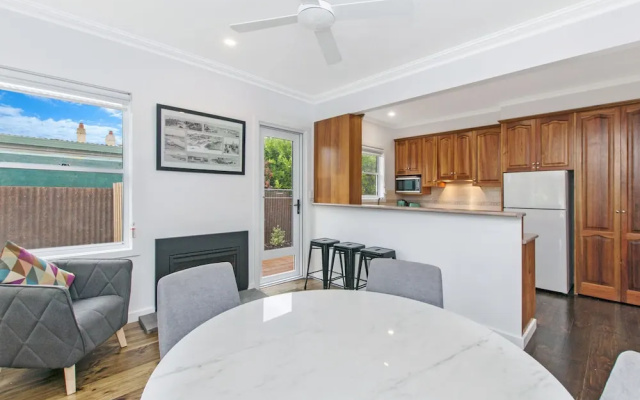 Fielding's Lair - the ultimate family retreat - House & Bungalow