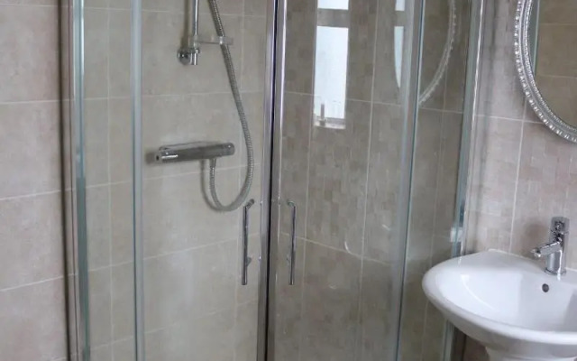 New Park Hotel Athenry