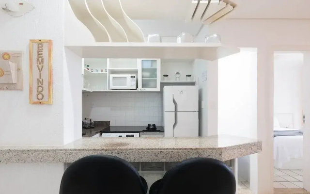 Apt With Balcony in a Condo With Pool Aci0320
