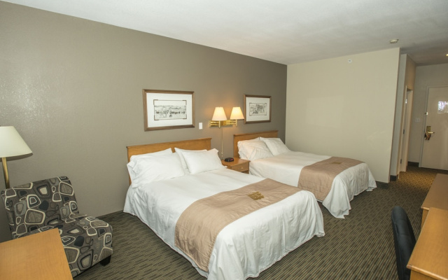 Lakeview Inns & Suites - Okotoks