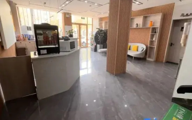 Shangyou Business Hotel (Taiyuan Zhonglou Street Railway Station)
