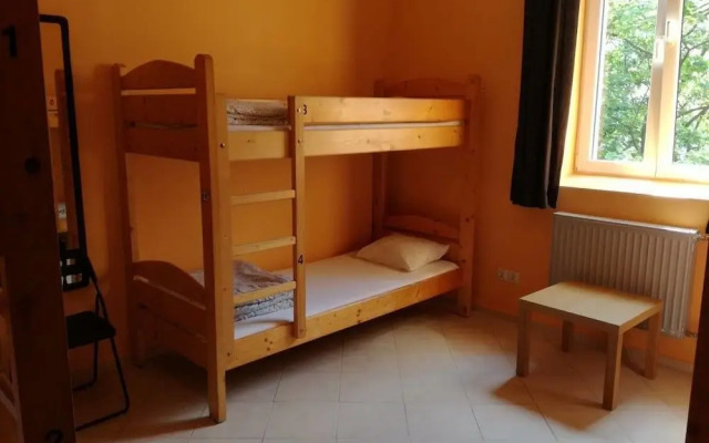Momotown Hostel