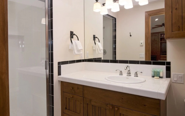 Luxury Penthouse at Bear Paw Lodge