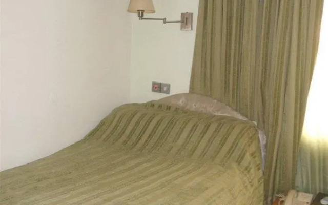 Bec Suites