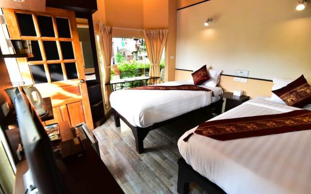 The Little Alley Boutique Hotel вид на фасад