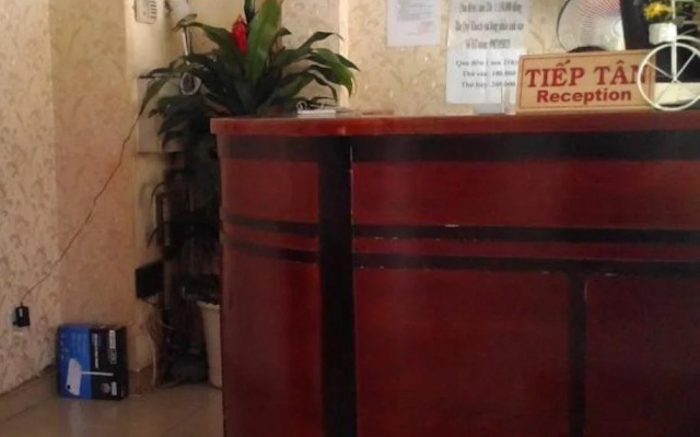 Hong Loan Hotel 3
