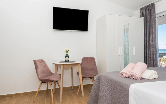 Milka Apartments
