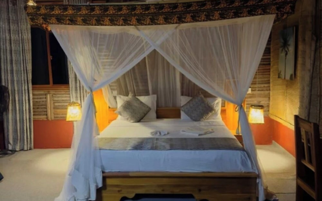 Maisara Mafia Beach Lodge