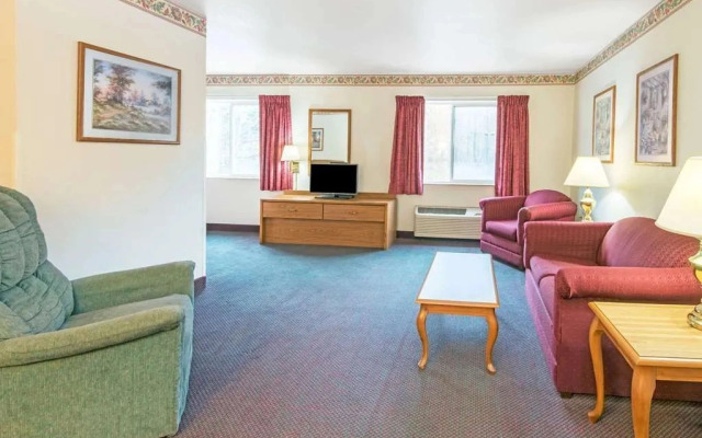 Super 8 By Wyndham Richfield Area