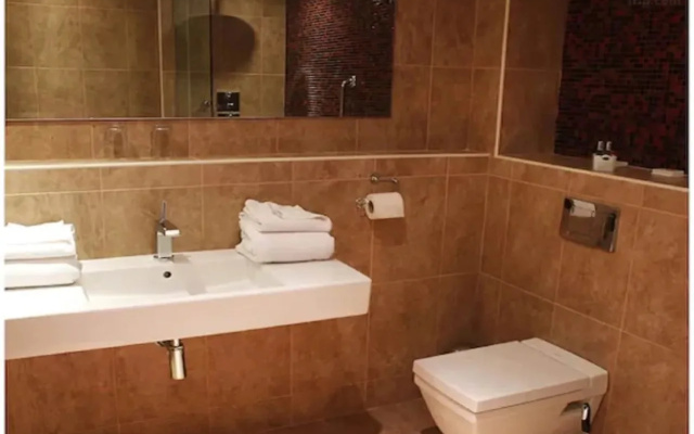 Blanco's Hotel Port Talbot