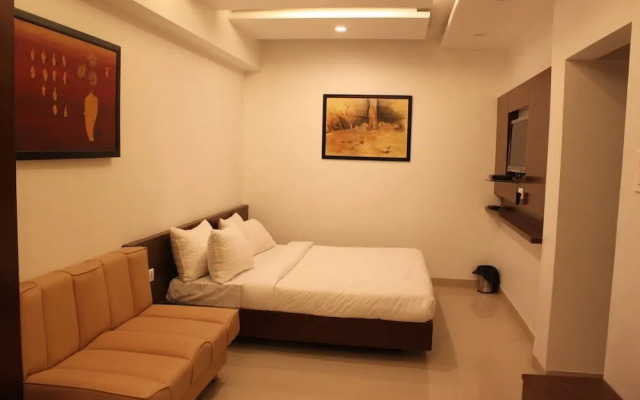 JK Rooms 103 Loharkars Hotel