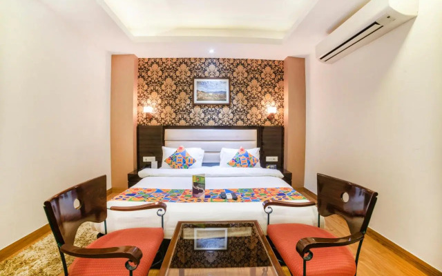 Fabhotel Galaxy