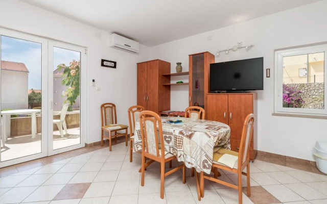 Amazing Apartment in Novalja With Wifi and 1 Bedrooms