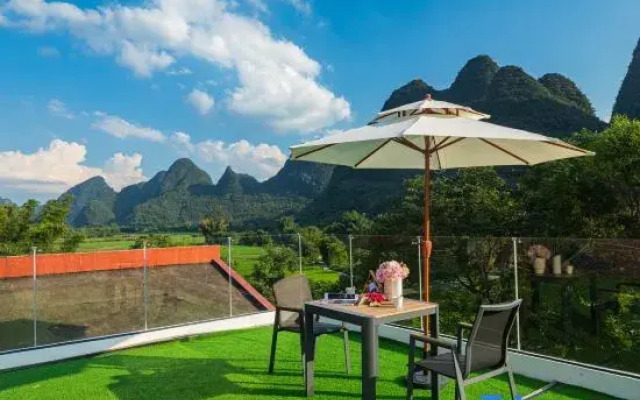 Shiyu Yuanfang Homestay (Yangshuo Yulong River Xiatang Pier)