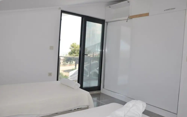 Angel Prestige Villa B by Angel Rentals
