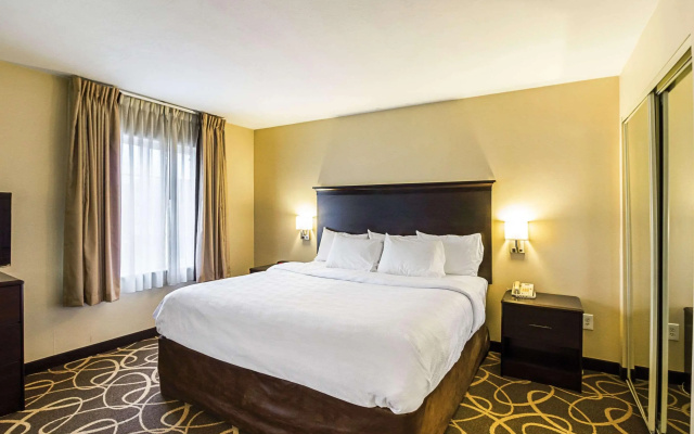 MainStay Suites Fargo - I-94 Medical Center