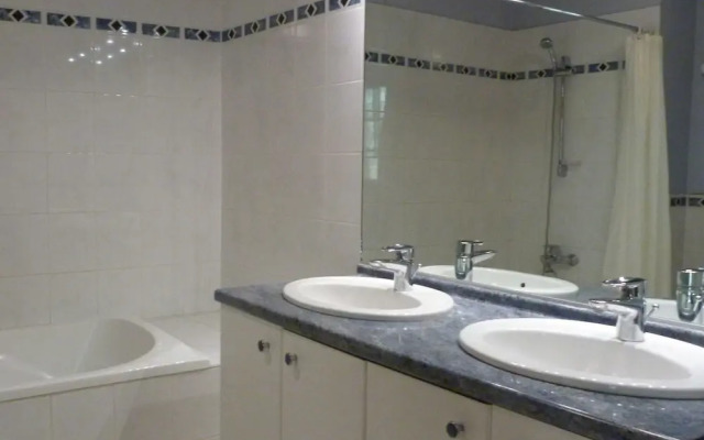 Chic Holiday Home in Siorac-en-perigord With