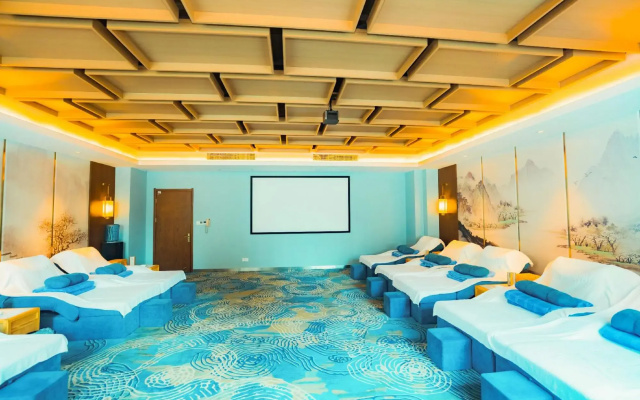 Jinhe Hotel