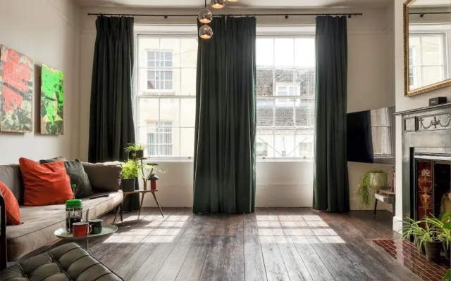 The Emporium - Stylish 2BD in Winchcombe