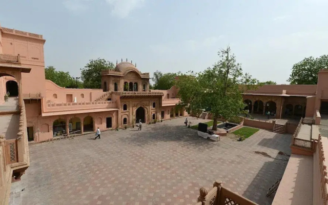 Raja Nahar Singh Palace