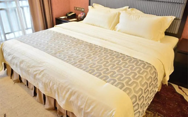 Aimoer Hotel