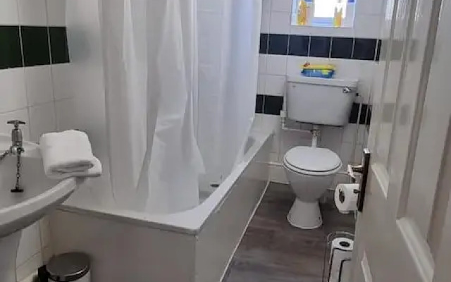 Comfort Rooms