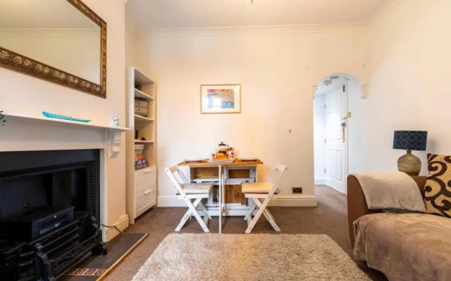 Shelley’s Seaside Stay (Garden/ Double Drive)