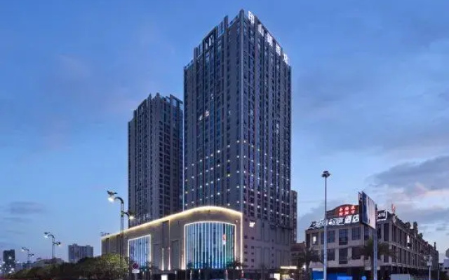 Yinshan Lake Hotel