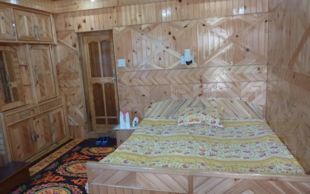 Shruti Guest House