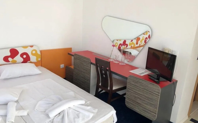 Hotel Apolonis