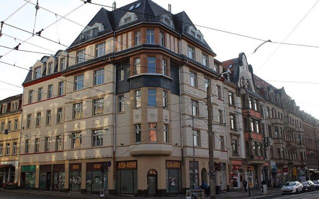 Отель Haus Königsbrücker Apartments Германия, Дрезден - отзывы, цены и фото номеров - забронировать отель Haus Königsbrücker Apartments онлайн вид на фасад