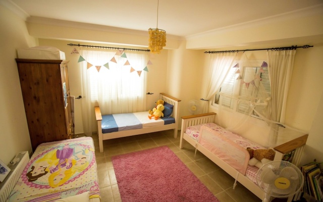 Villa - Sleeps 14 - Private Pool - Cinema Room