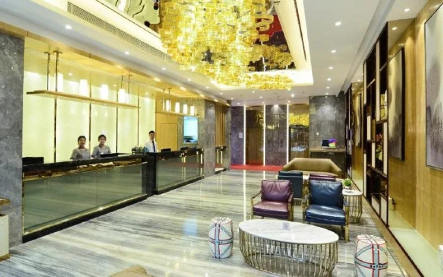 No 8 Boutique Hotel