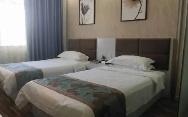 Yingshan New Yaheng Hotel