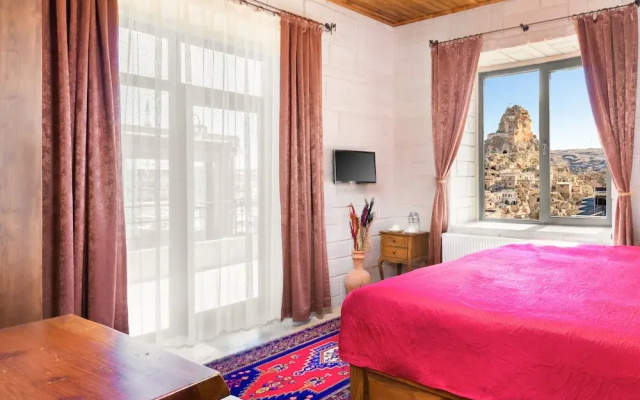 Megaron Cave Hotel