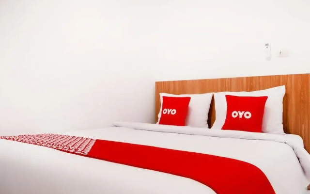 33 Avenue by OYO Rooms