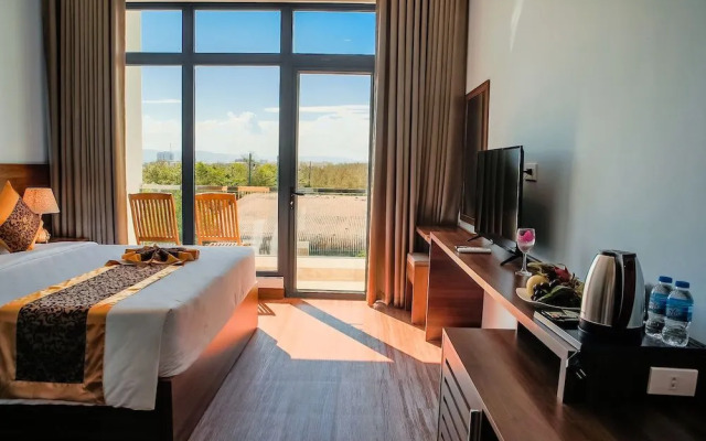 Ivory Phu Yen Hotel