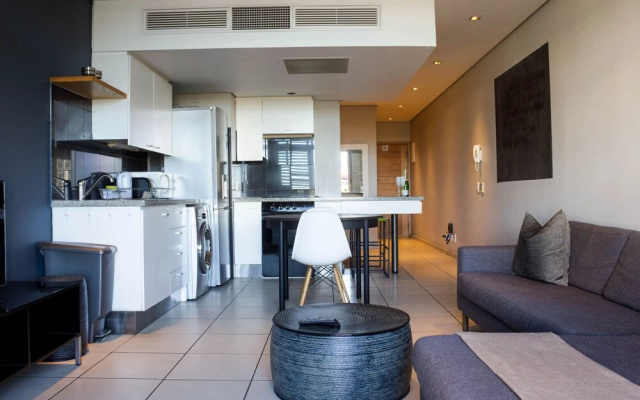 De Waterkant Studio Apartment - Fully Furnished and Equipped
