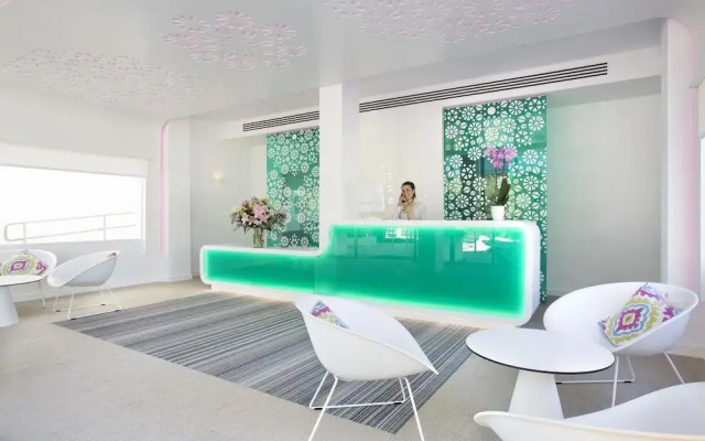 Grupotel Oasis