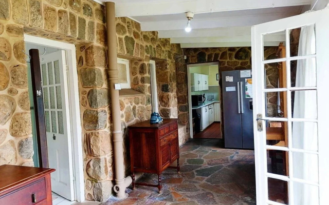Whaleback Cottage