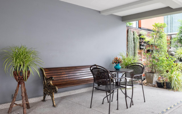 The Pad Silom Convent Serviced Apartment