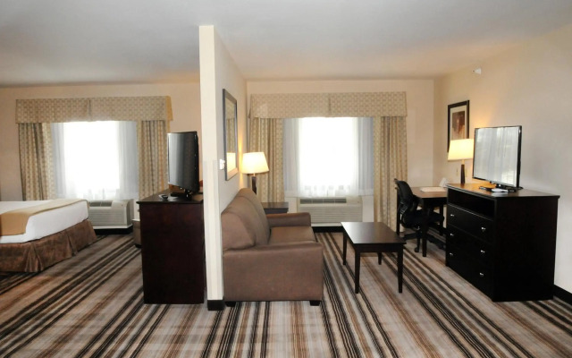 Holiday Inn Express & Suites Cambridge by IHG