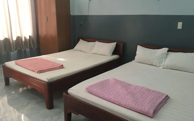 Ngoc Son by OYO Rooms