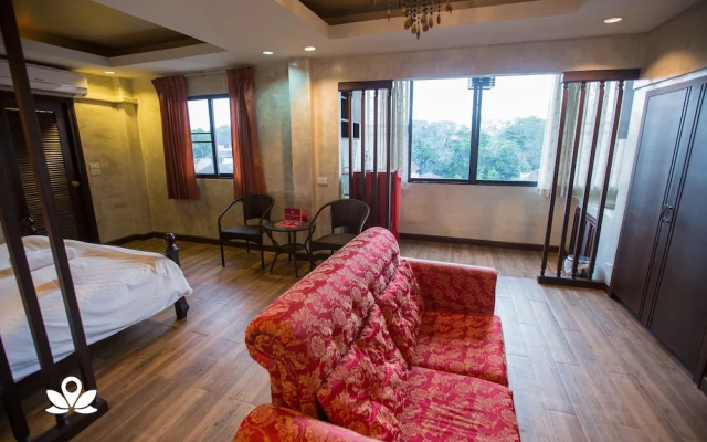 ZEN Rooms Watgate