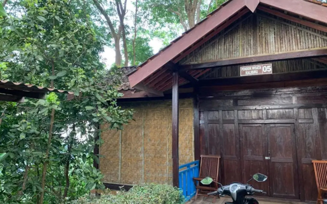 Pondok Wisata Kalibiru - Hostel