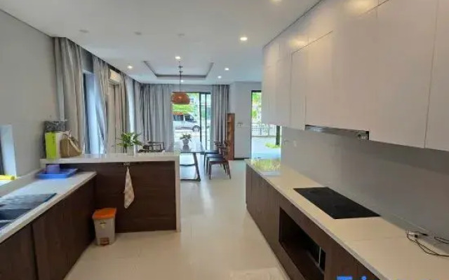 Rose villa