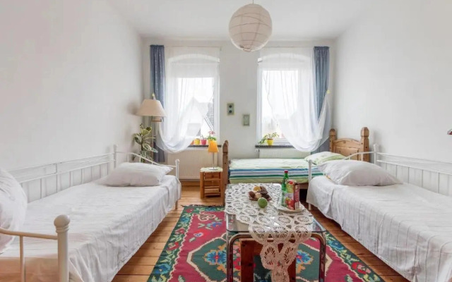 6606 Private Rooms