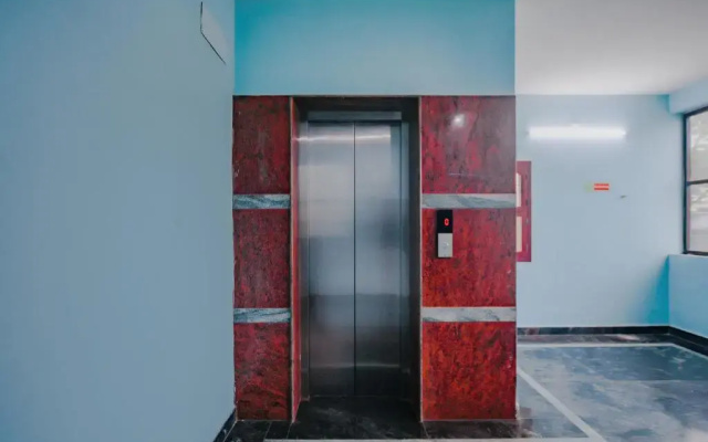 Sree Rajeswari Residency by OYO Rooms