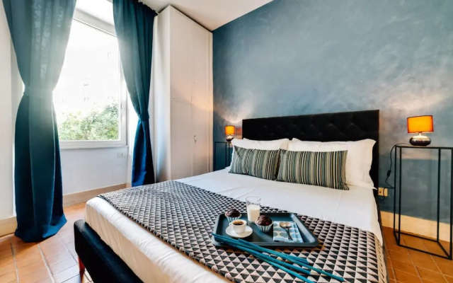 Amazing Flat for 6 People Close to Colosseum